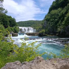 Apartman Azra, hotel en Kulen Vakuf