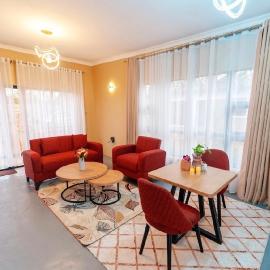 Tausi Vacation Homes Nanyuki, viešbutis mieste Naniukis