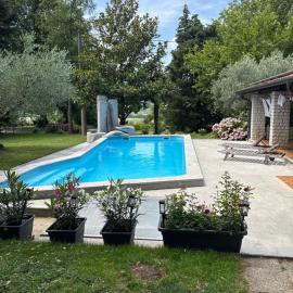 Božič Residence, hotel u gradu 'Vipava'
