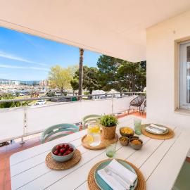 Vista Roses Mar - Apartamento con piscina II, hotel Rosesben