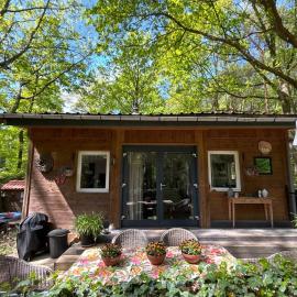 Chalet Groenrust op Jocomo Parc in Lanaken, Hotel in Lanaken