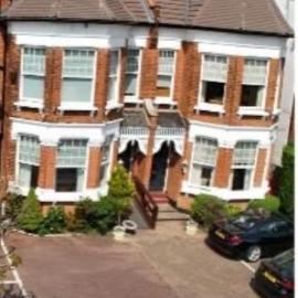 Catherine Lodge Finchley, hotel Whetstone-ban