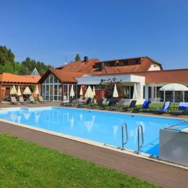Wellness Sporthotel Zátoň: Větřní şehrinde bir otel