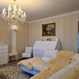 Family Suites & Parking