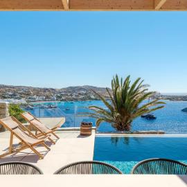 Villa Lilium III - Panoramic View over Psarou Bay!, hotel em Psarou