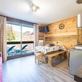 Le Zodiaque - Station de ski accessible à pied, Hotel in Villarembert