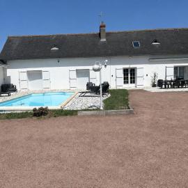 Maison privée spacieuse avec piscine chauffée pour 8 personnes