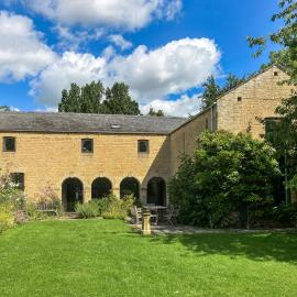 The Barn - Uk51594, hotel in Grantham