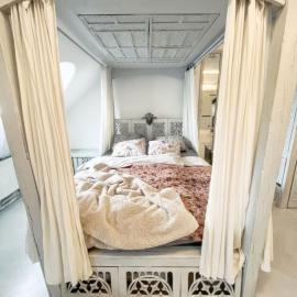 Romantic Old Town Studio