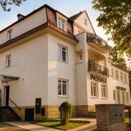 Pokoje Pasáž, готель у місті Докси