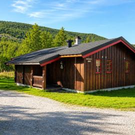Tvilsombu, cosy cabin close to ski slopes