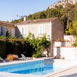 Château Catherine de Montgolfier - B&B et Gites - Piscine - Domaine viticole bio avec dégustation, hotel Narbonne-ban