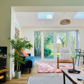 Blythburgh में, होटल The Secret Garden Suffolk Coastal Cottage
