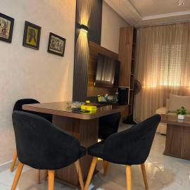 Cozy two bedroom apartment, hotel in Meknès