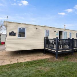 Superb 8 Berth Caravan At Sand Le Mere Holiday Park, Yorkshire Ref 71003I, Hotel in Tunstall