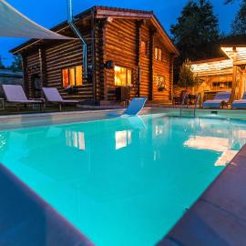 Viesnīca Holzhaus pilsētā Sadu