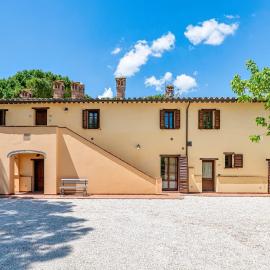 GuestHost - Il Casale dei Gelsi - 7 Apartments with Pool & Garden