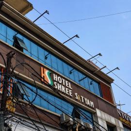 Hotel Shree Satyam Sambalpur，薩姆巴爾普爾的飯店