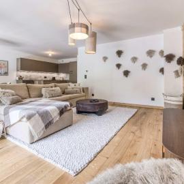 Royal Stratton 3 en-suites facing Grands Montets