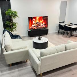 Boutique 4BR Haven - Wollert Family Home, hotel in Wollert