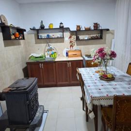Domaćinstvo Drenak Besnjaja, hotel in Kragujevac