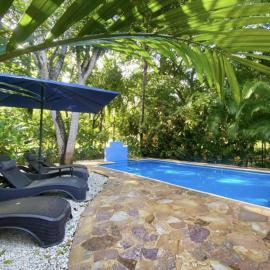 Golf Beach House w/ Pool (5 min. walk to beach!) โรงแรมในตามบอร์