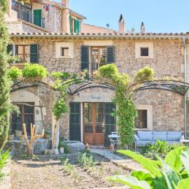 Charming Mallorcan House in Valldemossa, מלון בולדמוסה