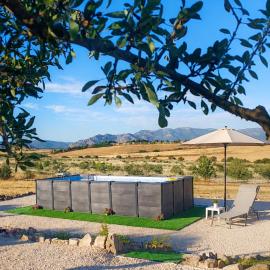Su Arghentu Country Hotel: Laerru'da bir otel