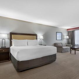Best Western PLUS Port O'Call Hotel, hotel em Calgary
