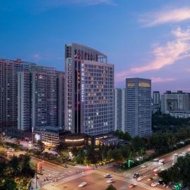 Mercure Luoyang Downtown, отель в Лояне