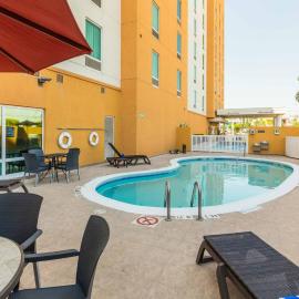 Hampton by Hilton Queretaro Tecnologico, hotel em Querétaro