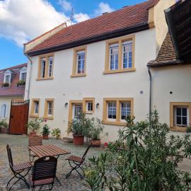 Gästehaus Ringhof, hotel v destinácii Flörsheim-Dalsheim