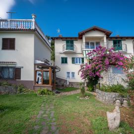 House H-ELIOS, viešbutis Lovrane