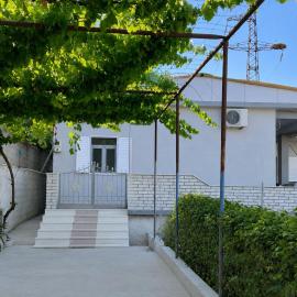 Villa Victoria, hotel a Gjirokastër