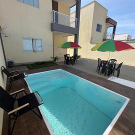 CASA COM PISCINA ATE 16 PESSOAS 700mts da praia do aracagy, hotel in São Luís