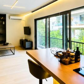 Palmyra Suite - Luxury Retreat in Athens Riviera