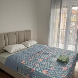 Apartman 38