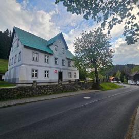 Hamr Apartmány, hotel a Nové Hamry