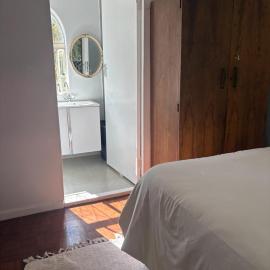 Cozy Ensuite by the Pool near Sam Levys