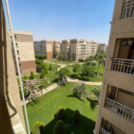 شقه في مدينتي غرفتين و صاله مكيفه مفروشه فندقي - Fully Furnished & Air-Conditioned 2-Bedroom Apartment with Large Living Room in Madinaty - 98 sqm, hotel in Madinaty