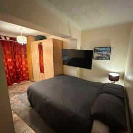 Heathrow Ensuite