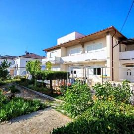 Apartments with parking space Barbat, Rab - 27424