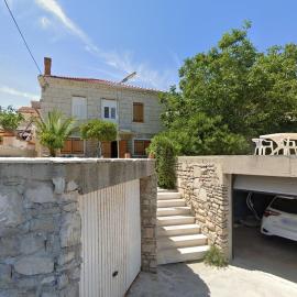Apartments by the sea Stomorska, Solta - 26008, hotel a Stomorska
