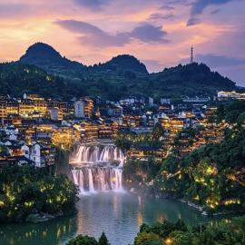 水云涧客栈芙蓉镇景区店, hotel Vangcunban