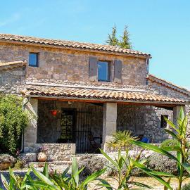 Stones House, hotel in Labeaume
