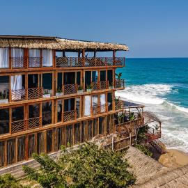 Jaguar Beachfront Ecohotel & Spa, hotel i Santa Marta
