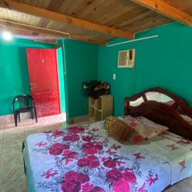 Puerto Iguazú में, होटल LOLI Guest House Iguazú Habitaciones privadas con baño