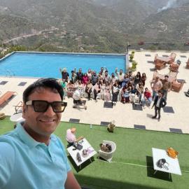 Astra Resort and Caffe