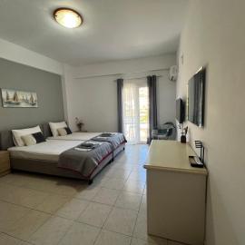 Heaven Studios & Apartments