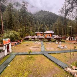 The Parvati Grand Resorts & Camps, hotel v mestu Kasol